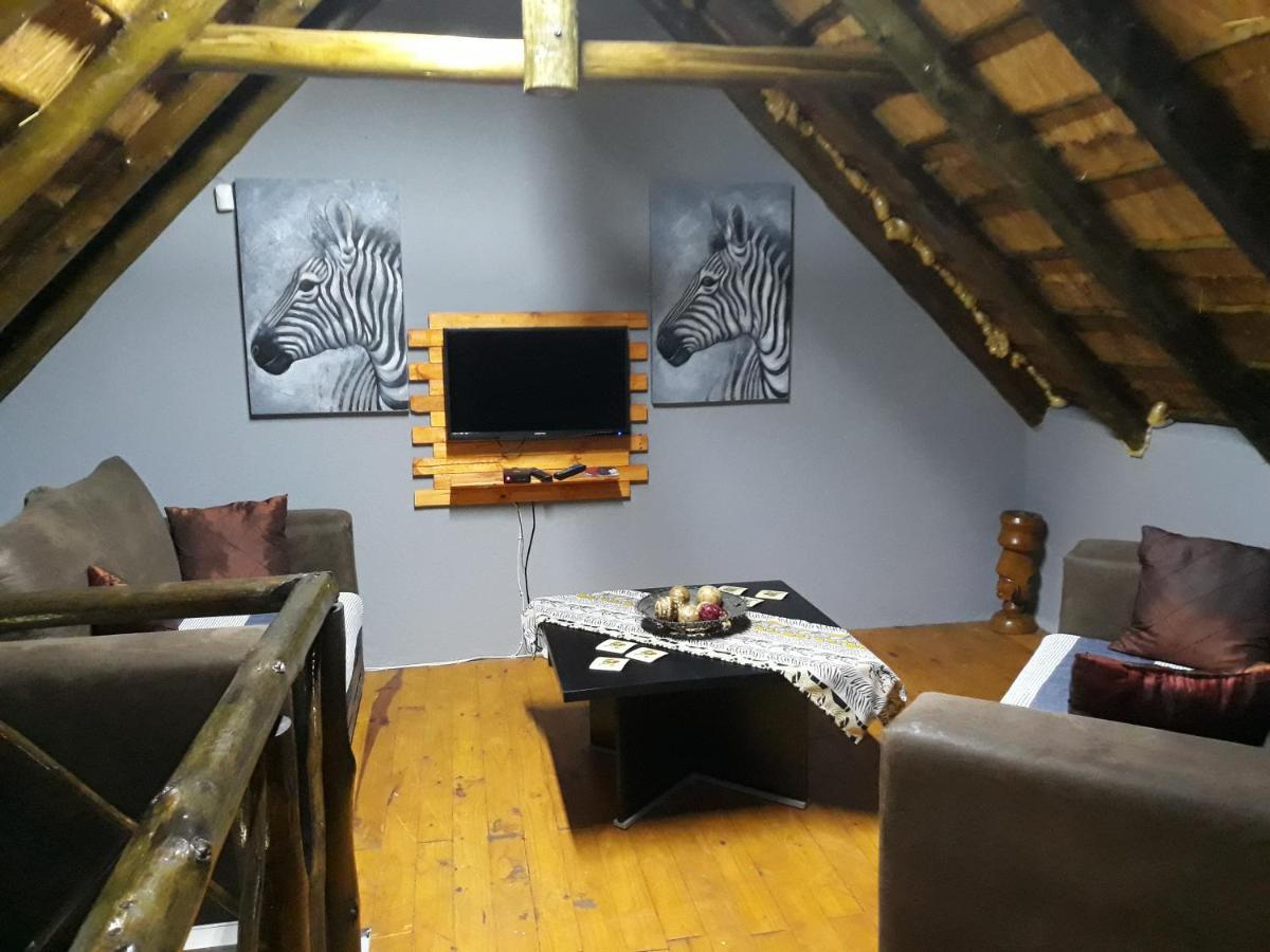 African Sky Marloth Park Exterior foto
